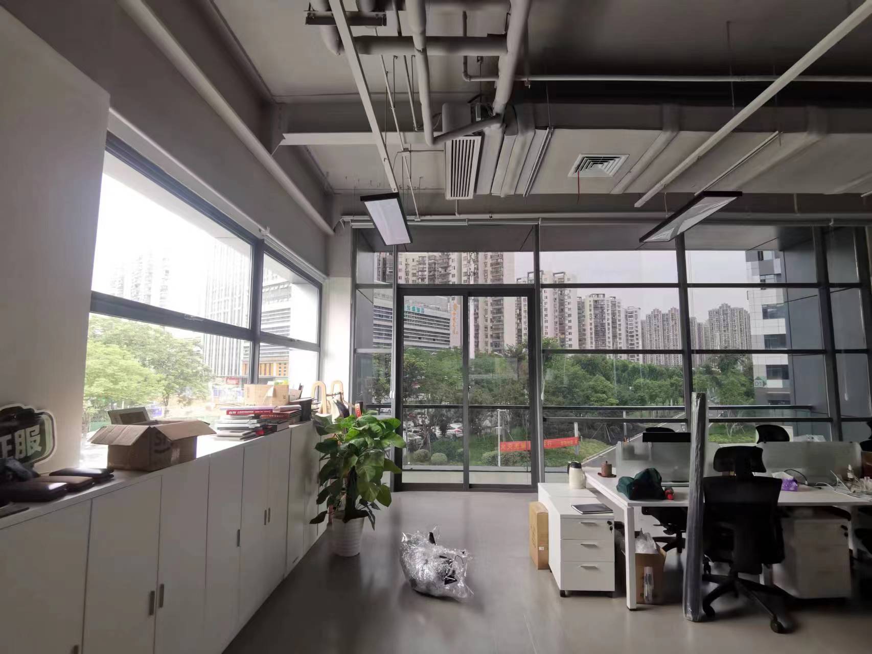 滨江苑阳台节能装饰膜